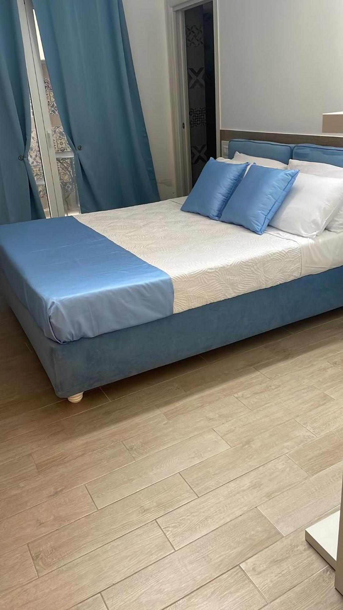 San Nicola Suite & Mini Apartment Сорренто Экстерьер фото
