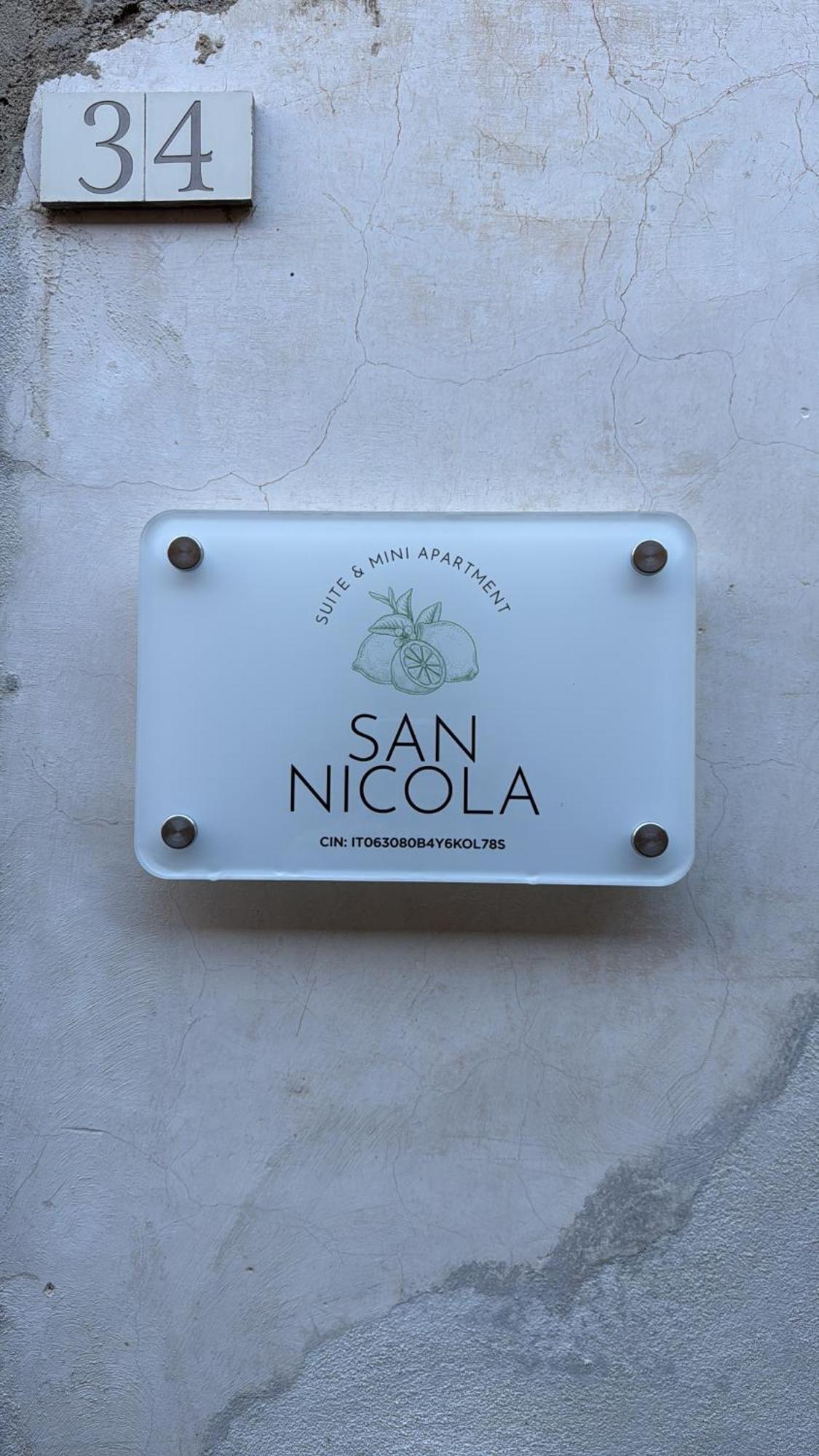 San Nicola Suite & Mini Apartment Сорренто Экстерьер фото